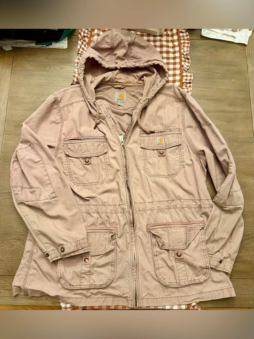 Carhartt Women's Hooded Utility Jacket in Dusty Pink
